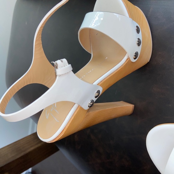 Brand New Giuseppe Zanotti heels - Picture 5 of 9